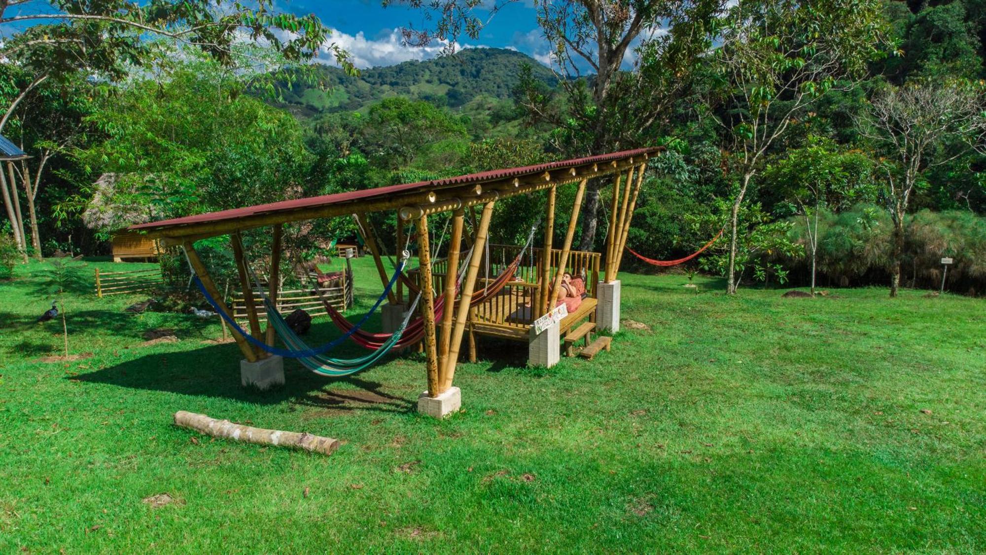 La Perla Negra - Black Pearl Eco Hostel San Rafael  Esterno foto
